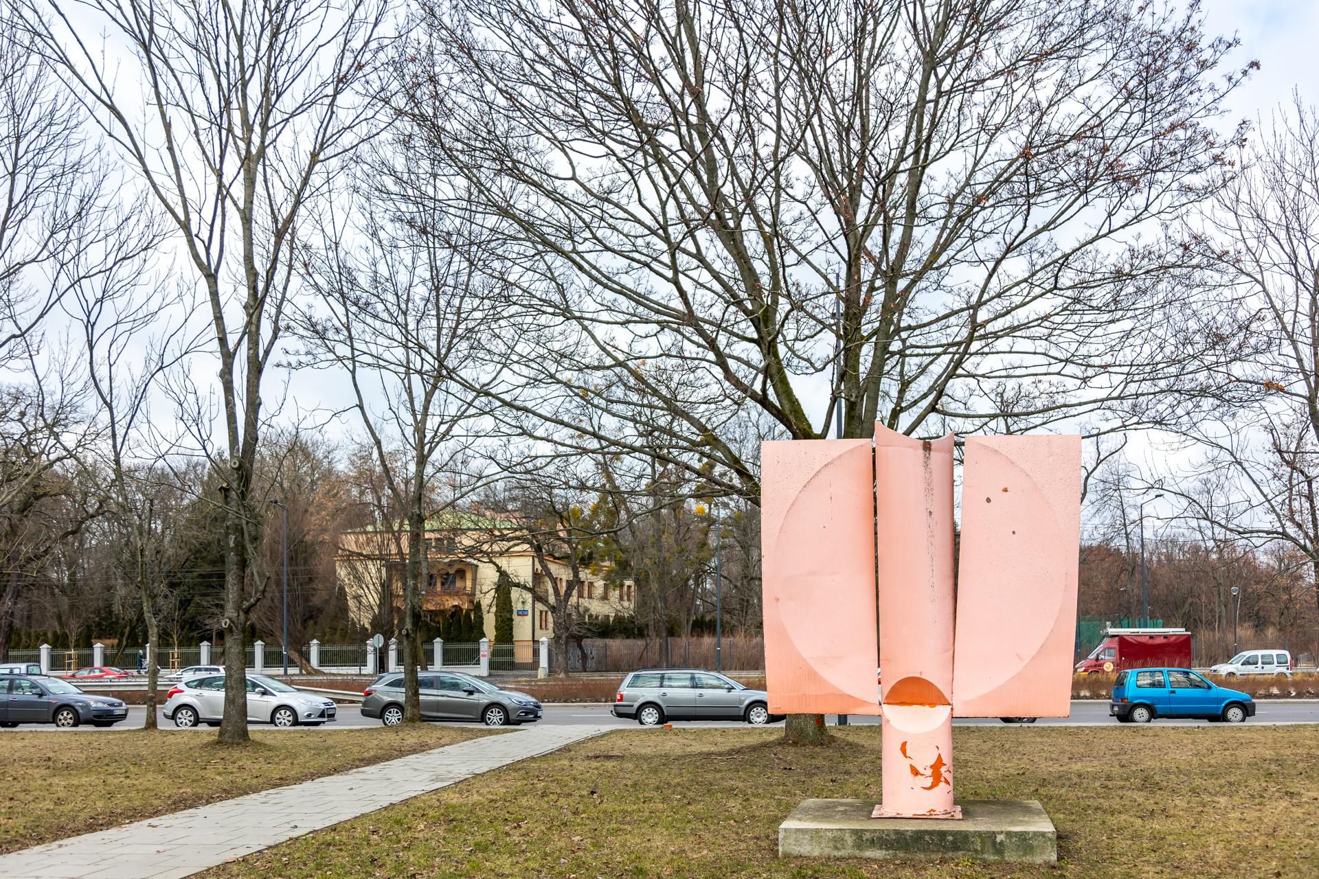 "Galeria samochodowa" w Warszawie na Woli