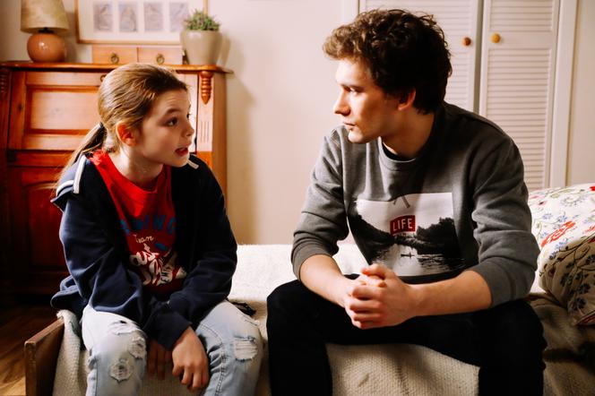 Na Wspólnej, odc. 3279: Junior (Jan Leśniewski), Jarek (Wojciech Rotowski)