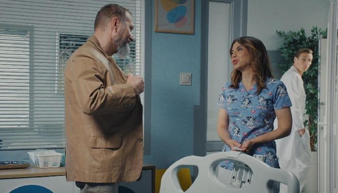 M jak miłość odc. 1884. Aneta (Ilona Janyst), Mirosław Wójcik (Jakub Kornacki), Olek (Maurycy Popiel)