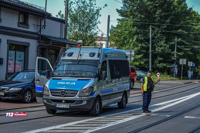 Pożar mieszkania w katowickich Szopienicach. Ewakuowało się 14 osób