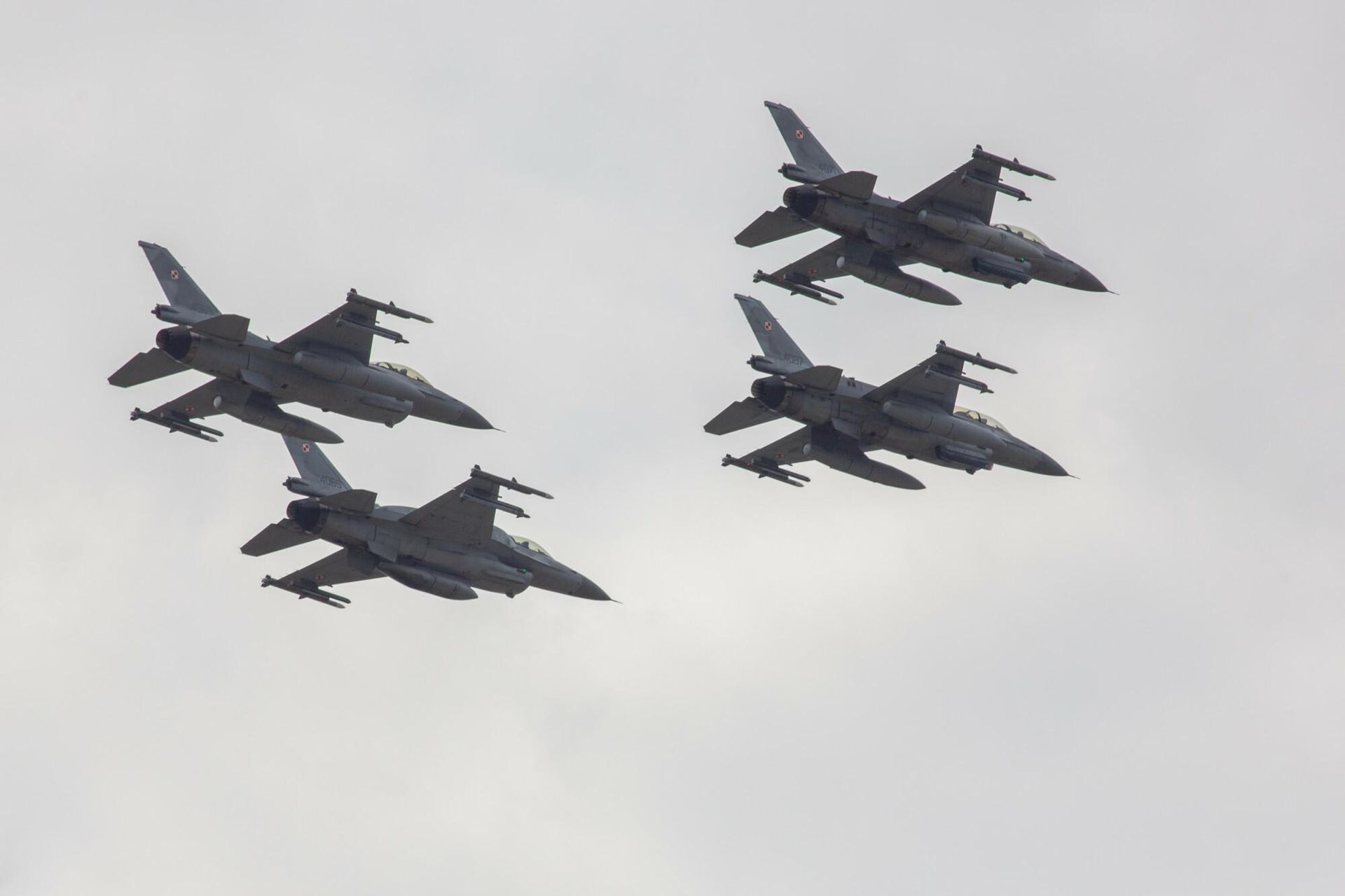 polskie f-16