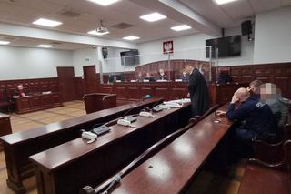 Leszek zrobił sito ze swojego kuzyna. Wyrok za 240 ciosów