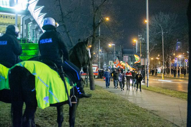 Kibice Legii Warszawa i policja