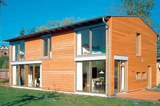 elewacja z modrzewia syberyjskiego