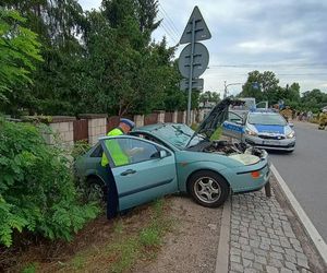 Tragedia w Białobrzegach. Fordem uderzył w mercedesa. 49-latek nie przeżył