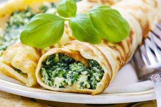 Do farszu do naleśników nie dodaję twarogu. O wiele lepsze są z tym wege składnikiem 