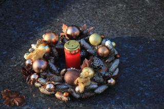 Stroik świąteczny na cmentarz