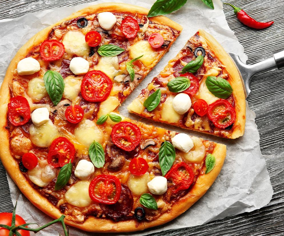 Historia pizzy - kto ją wymyślił, kto robi najlepszą pizzę i inne ciekawostki