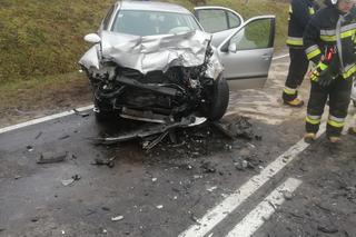 Śmiertelny wypadek pod Płockiem! 8-letni chłopiec zmarł po zderzeniu seata z toyotą