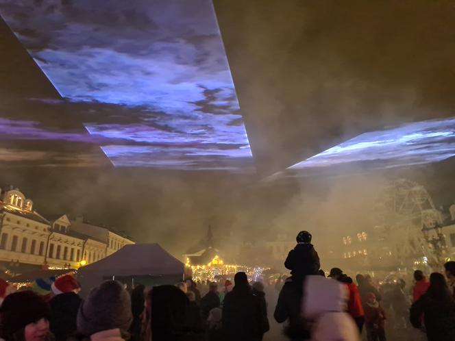 Rzeszów. Pokaz laserowy na Rynku [ZDJĘCIA]