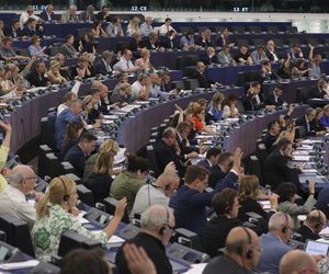 Ci posłowie zamienią Sejm na Europarlament. Jak bardzo powiększą swoje zarobki?