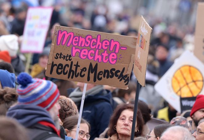 Chaos w Niemczech. 700 tysięcy osób wyszło na ulice! 