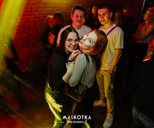 Klub Maskotka już oficjalnie otwarty. Tak bawili się mieszkańcy. Mamy zdjęcia z imprezy!