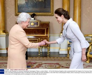 Angelina Jolie kończy 50 lat! Zobacz, jak się zmieniała