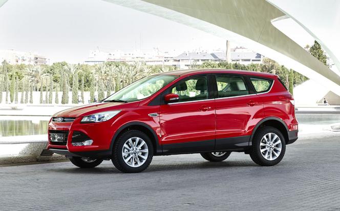 Ford Kuga lifting 2015