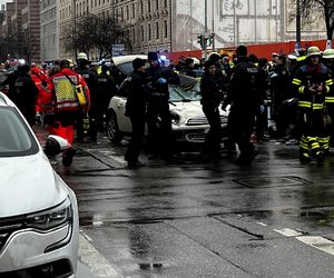 Kierowca wjechał w grupę ludzi w Monachium