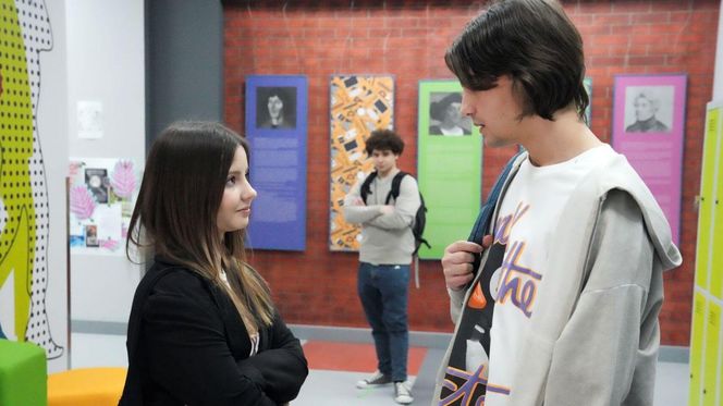 Barwy szczęścia odc. 3220. Romeo (Jacek Tyszkiewicz), Witek (Witold Sosulski), Ewa (Gabriela Ziembicka)