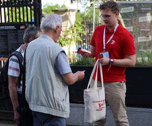 Czerwony autobus linii 7Days już na ulicach Lublina! Za nami inauguracja trasy podczas parady studentów