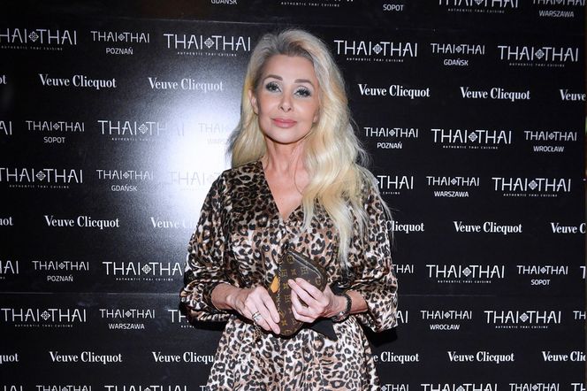 Tak prezentuje się 56-letnia Aldona Orman po trzech operacjach mózgu