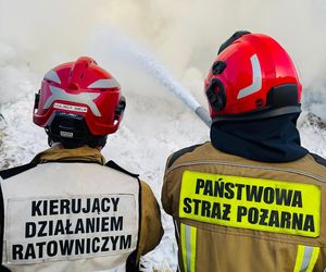 Pożar składowiska śmieci w Tychach. Służby apelują o zamykanie okien