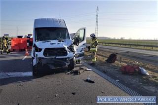 Karambol na autostradzie A4 pod Wrocławiem. Wśród rannych są dzieci