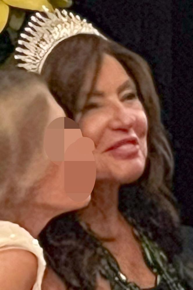 Agnieszka Perepeczko je, pije i tańcuje w środku nocy