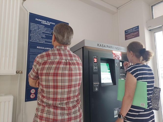 Szpital "papieski" ma nowy system parkingowy