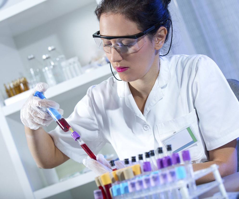 Biegacze powinni regularnie badać krew i mocz oraz robić badanie EKG.