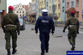 Na ulicach Olsztyna więcej policji i wojska. Które miejsca są najczęściej kontrolowane?