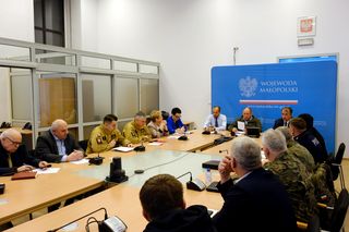 Co się dzieje z rzekami w Małopolsce? Sztab kryzysowy bada czemu wody są zielone, czerwone, żółte i niebieskie