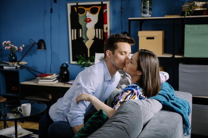 Na Wspólnej odc. 3322. Kasia (Julia Chatys), Darek Żbik (Michał Mikołajczak)