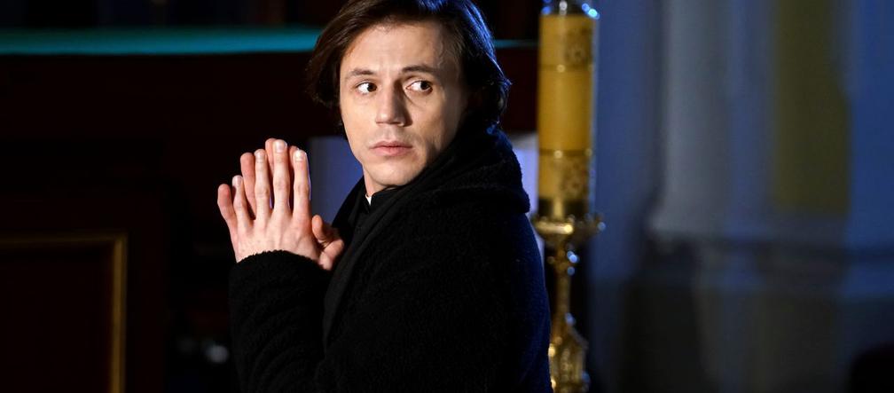 Barwy szczęścia odc. 1871 Ksiądz Tadeusz (Jakub Mróz)