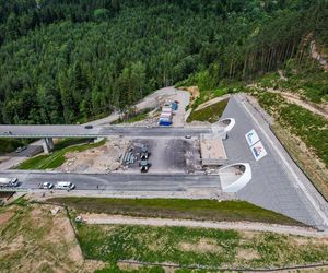 Tak wygląda obecnie budowa S1 Przybędza Milówka. Powstaną tu ogromne estakady, dwa tunele i centrum zarządzania ruchem