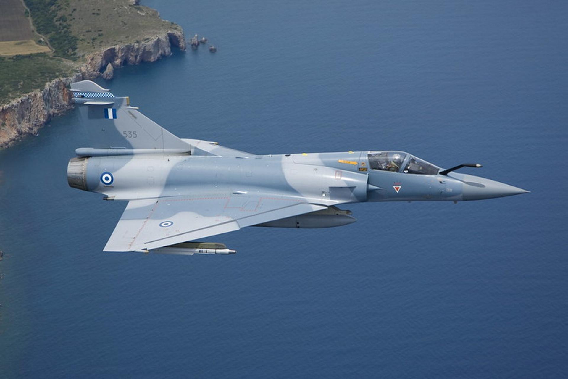 Samolot Mirage 2000