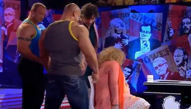 Burneika i Pudzianowski dali prezent Gessler