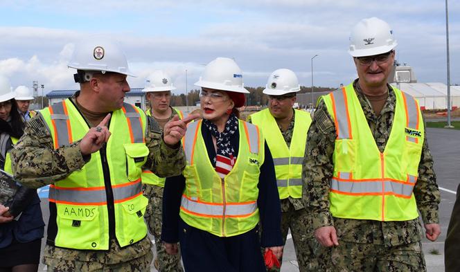 Ambasador USA, Georgette Mosbacher odwiedziła bazę amerykańskiej Marynarki Wojennej w Redzikowie