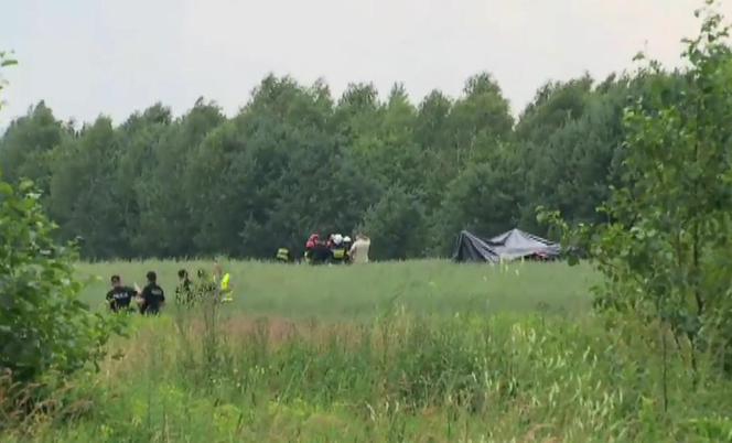 Zderzenie samolotów pod Radomiem. Zdjęcia z wypadku awionetek Cessna 152.