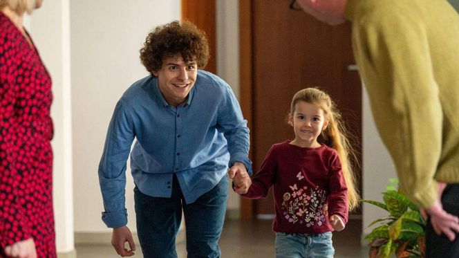 Barwy szczęścia odc. 3186. Witek (Witold Sosulski), Wioletka (Sara Kudaj)