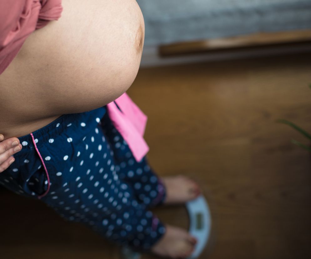 Tyle kilogramów stracisz wraz z porodem. Położna wyjaśnia, ile waży sama ciąża
