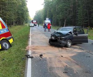 Wypadek z udziałem karetki pogotowia pod Iławą. Zderzenie trzech aut w Smolnikach