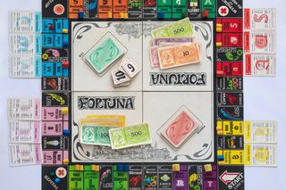 Te prezenty dostawały dzieci w PRL-u. Wielu z was na pewno je pamięta! 