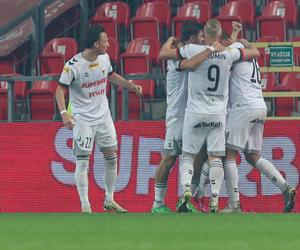 GKS Katowice wygrywa derby Śląska. GKS Tychy nadal z szansami na awans do Ekstraklasy