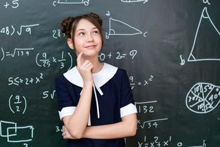 Ile to jest: 4 - 4 x 4 + 4? Dzieci rozwiązują to równanie w sekundę!