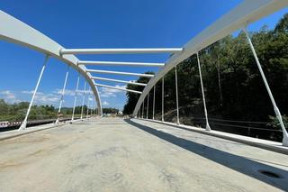 Most w Kobylcu (gmina Łapanów) na DW 966