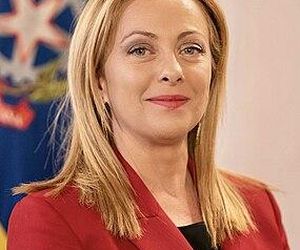 Premier Włoch z odwiedzinami u papieża w szpitalu