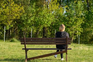 Singlem być. Psychoterapeutka radzi, jak żyć pełnią życia w pojedynkę