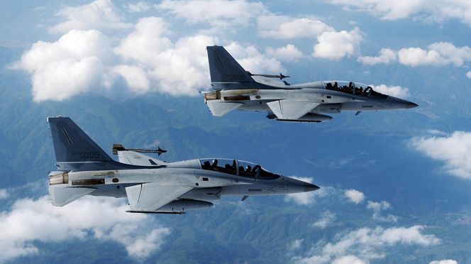 FA-50 i pociski Taurus
