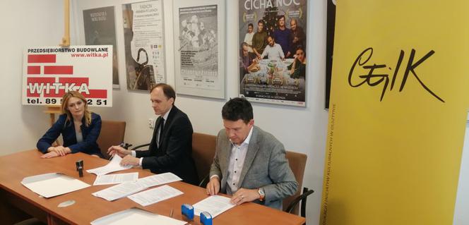 Olsztyńskie Centrum Edukacji i Inicjatyw Kulturalnych podpisało umowę na remont dawnej auli WSP w OLsztynie