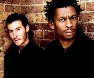 Massive Attack zapowiedzieli usunięcie swojej muzyki ze Spotify! 