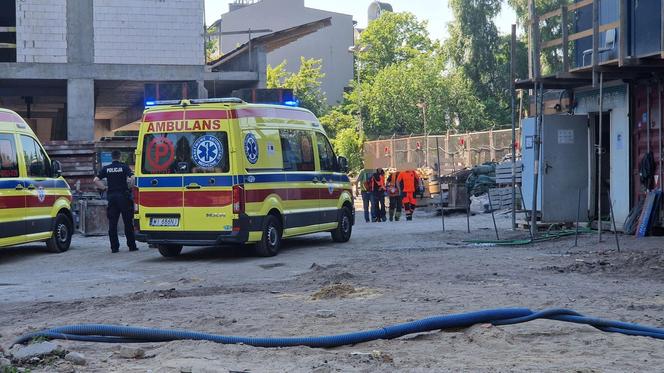 Wypadek na budowie hotelu. Dwóch pracowników spadło z 18. piętra. Ich koledzy są w szoku